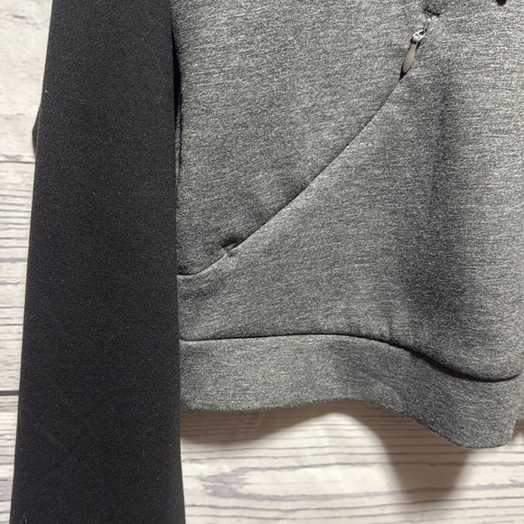 Gymshark cropped hoodie - Picture 5 of 6
